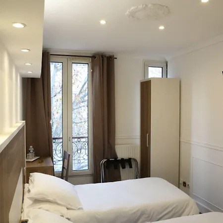 Grand Nouvel Opera Szálloda 3*