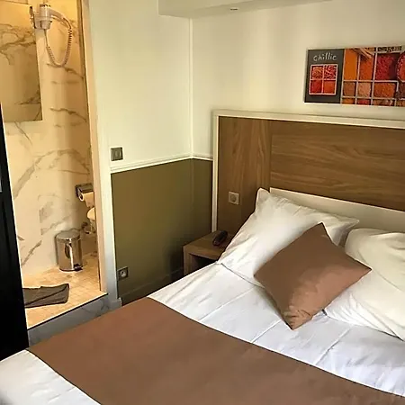 Grand Nouvel Opera Hotel 3*